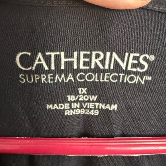 Catherine's Supreme Collection Chicago Blackhaks Short 1X Black S/S Glittery - Picture 3 of 10